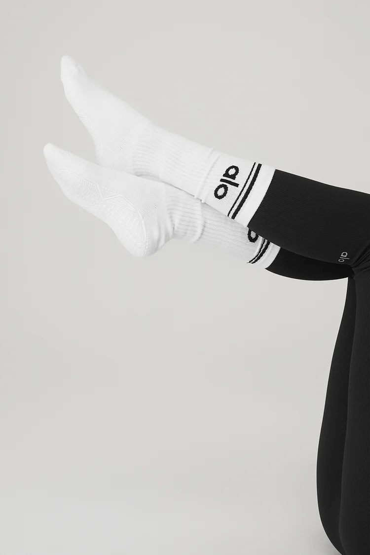 WOMEN'S THROWBACK BARRE SOCK
