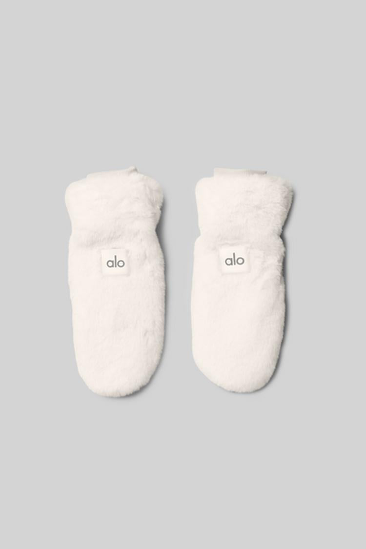 FAUX FUR WARMING MITTENS