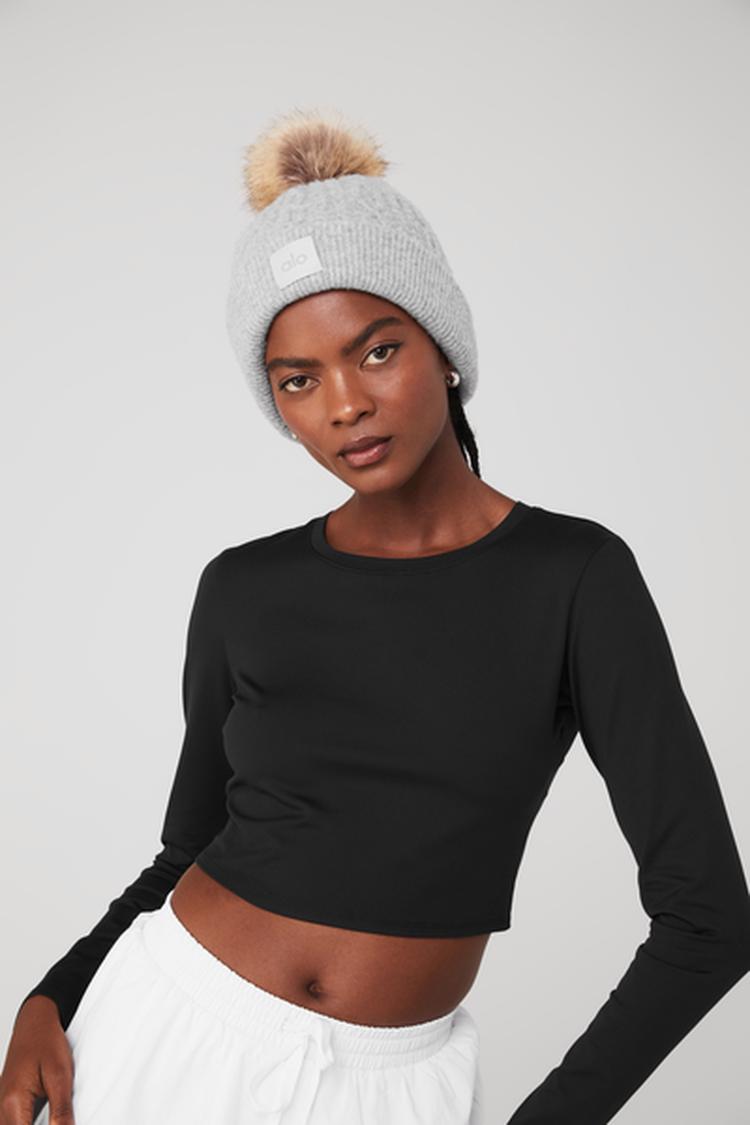 CABLE KNIT BEANIE