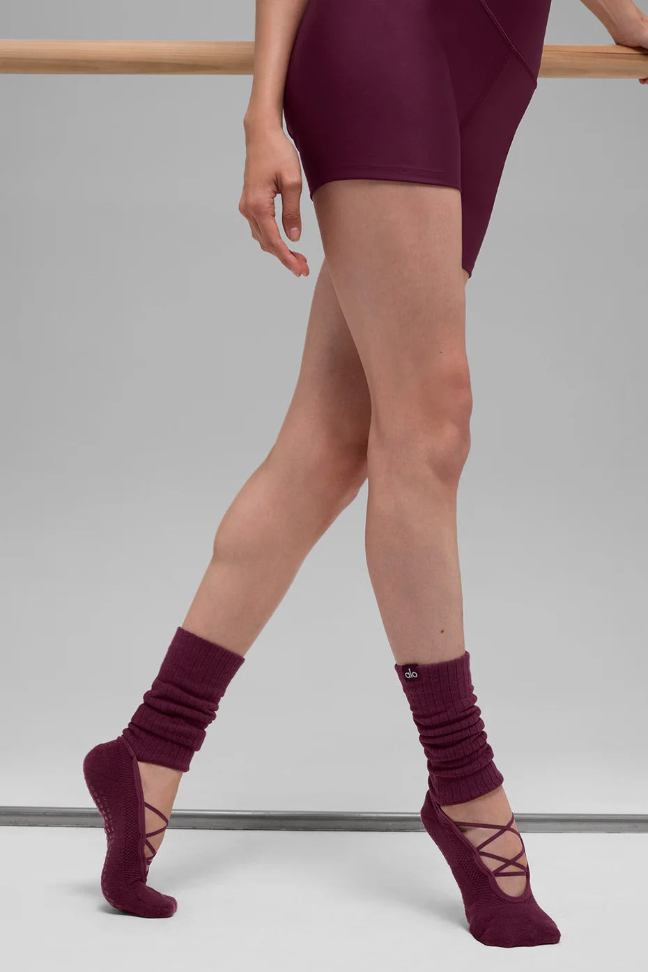 WOMEN'S STRAPPY SIREN GRIP SOCK