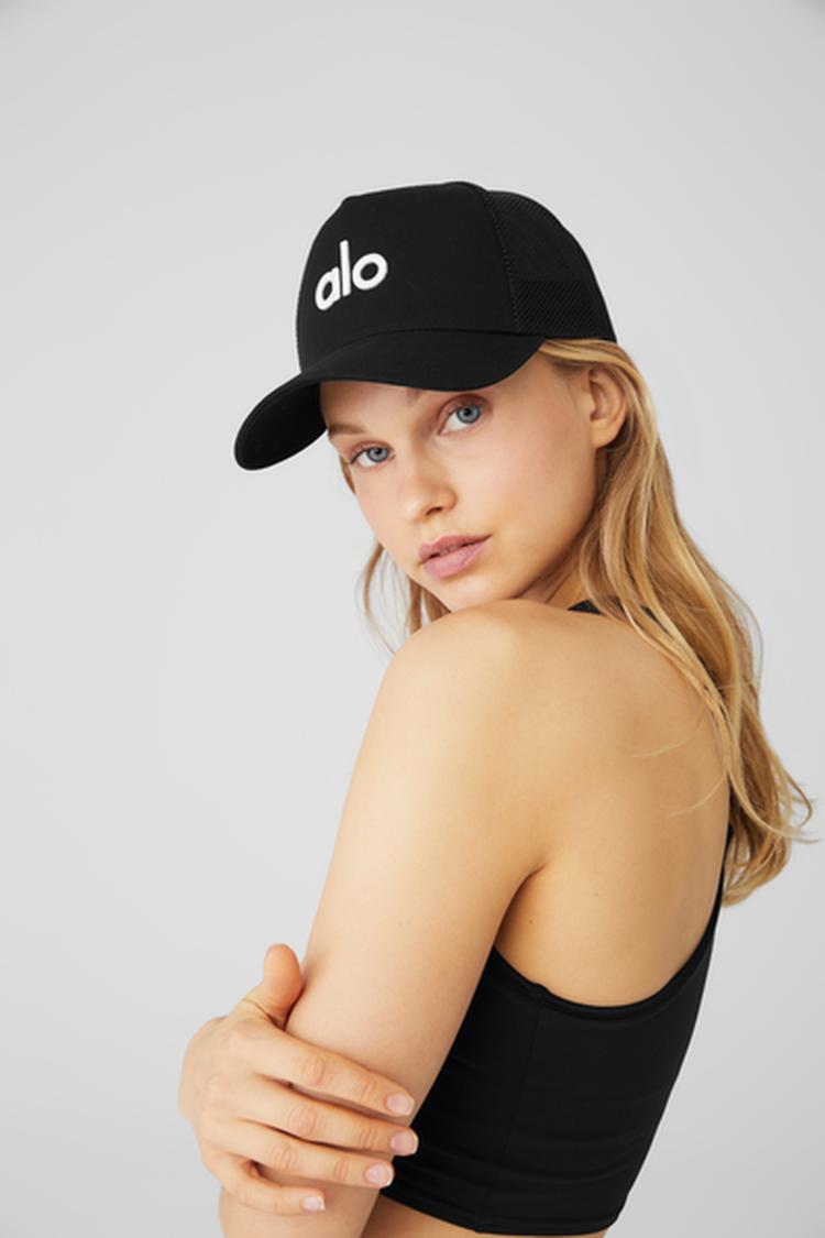 DISTRICT TRUCKER HAT