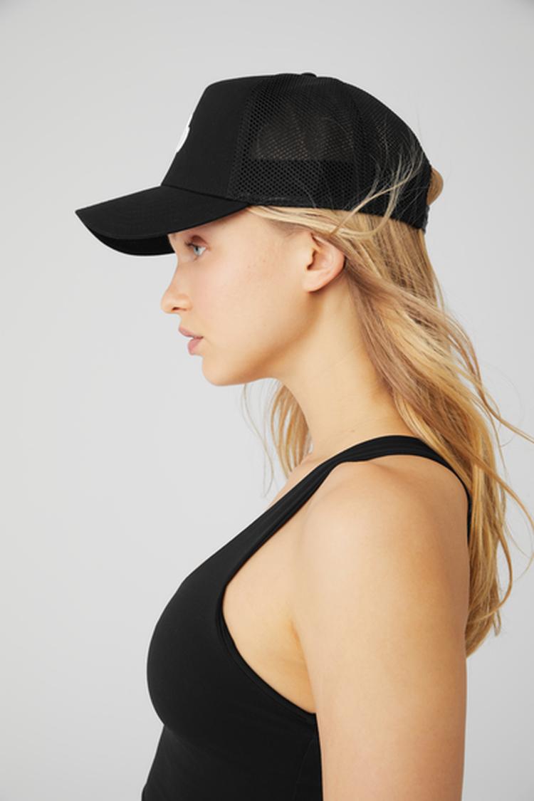 DISTRICT TRUCKER HAT