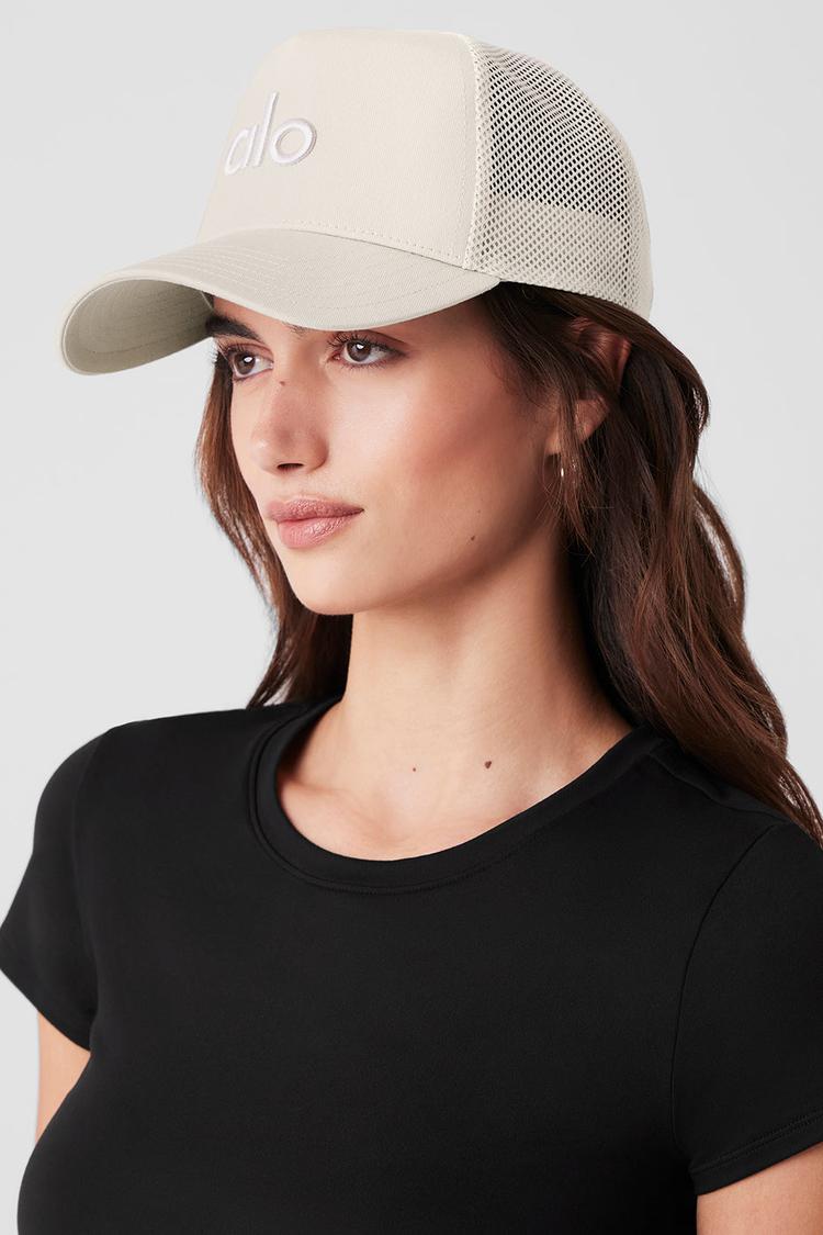 DISTRICT TRUCKER HAT