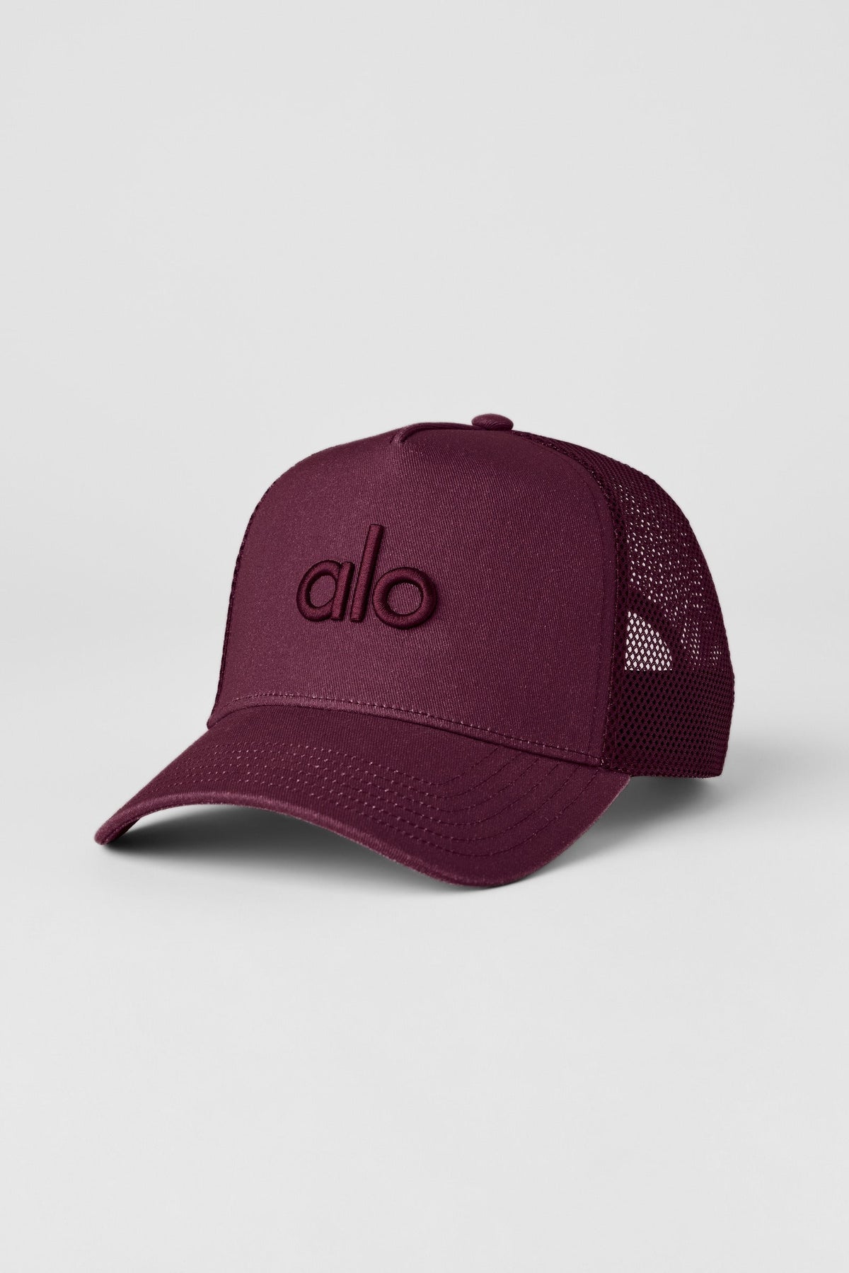 DISTRICT TRUCKER HAT