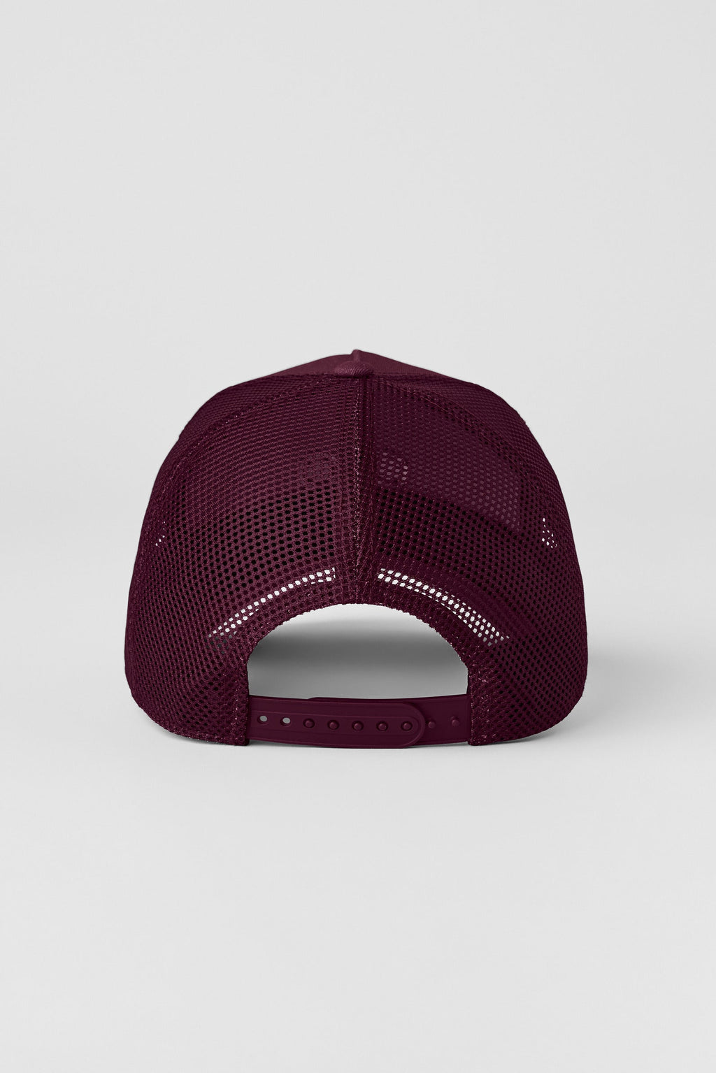 DISTRICT TRUCKER HAT