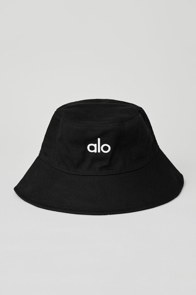 WEEKENDER BUCKET HAT