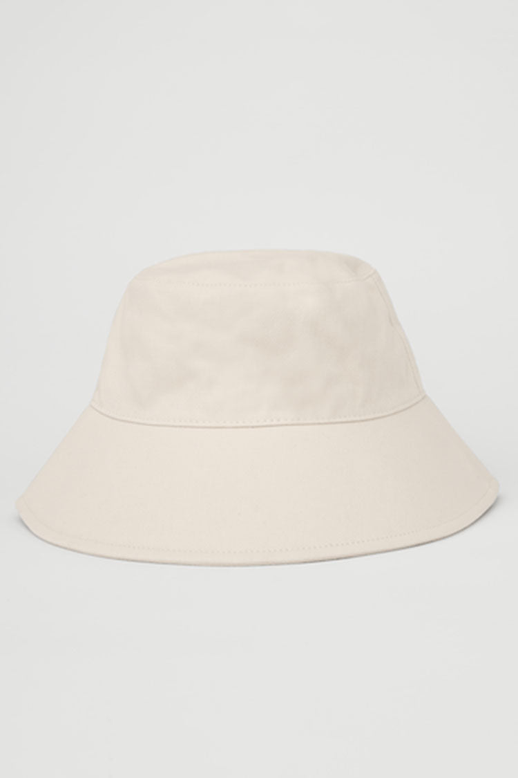 WEEKENDER BUCKET HAT