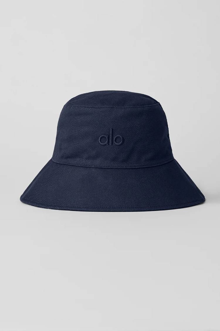 WEEKENDER BUCKET HAT