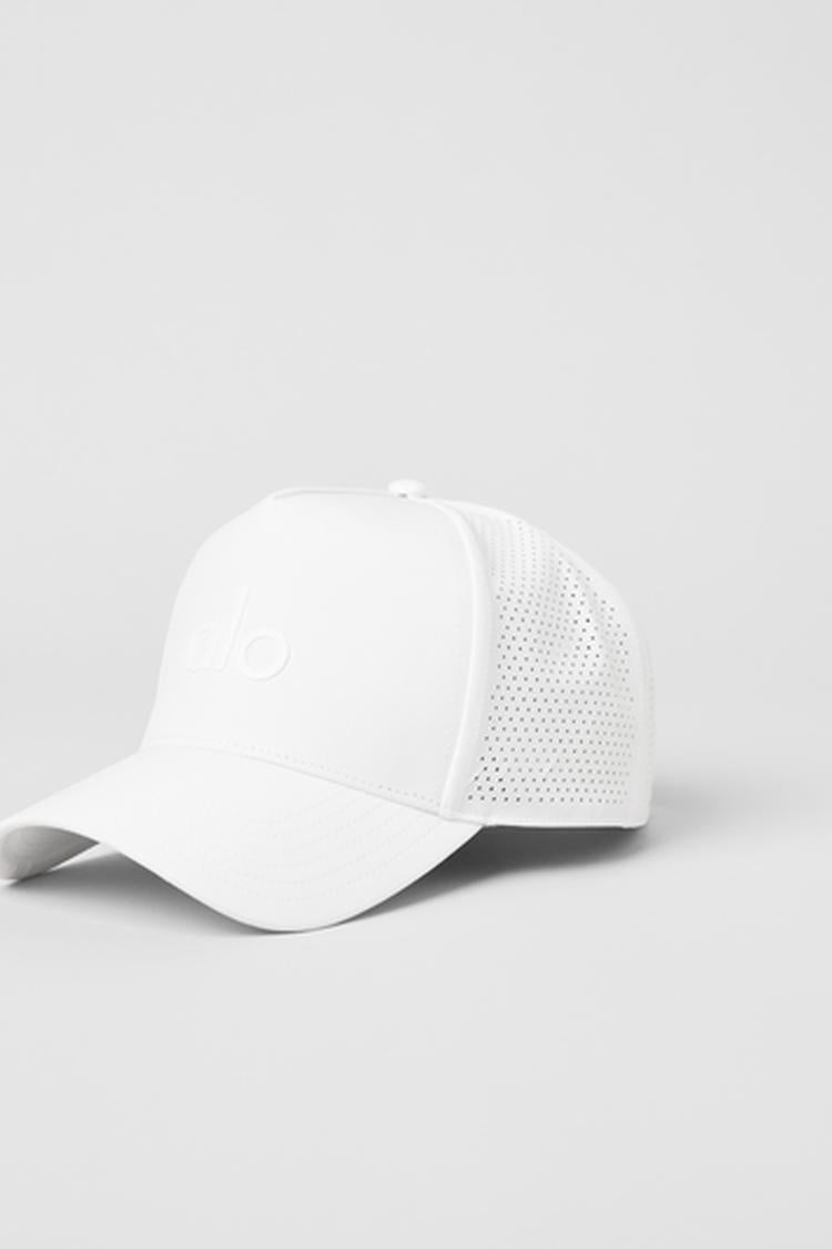 PERFORMANCE DISTRICT TRUCKER HAT