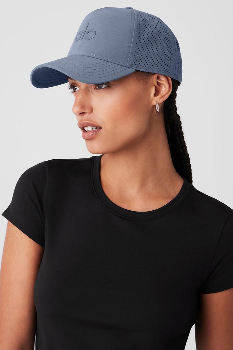 PERFORMANCE DISTRICT TRUCKER HAT
