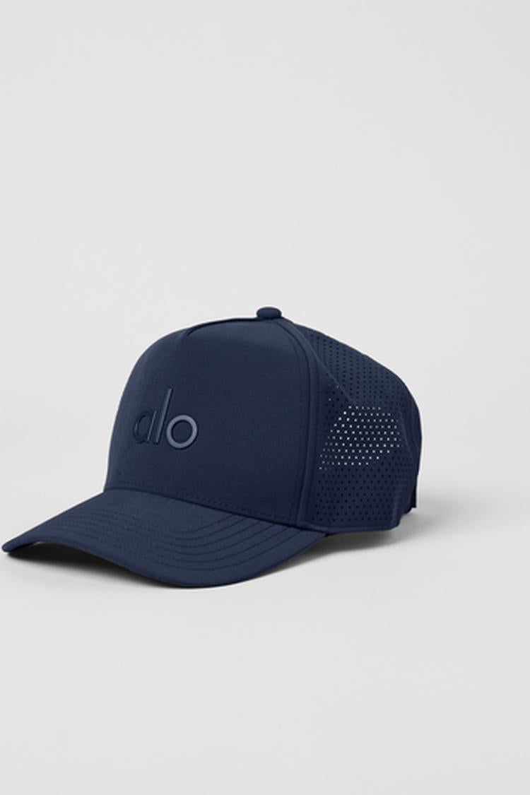 PERFORMANCE DISTRICT TRUCKER HAT