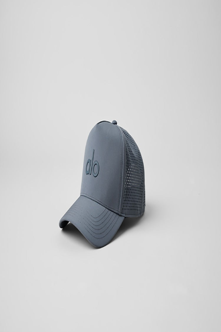 PERFORMANCE DISTRICT TRUCKER HAT