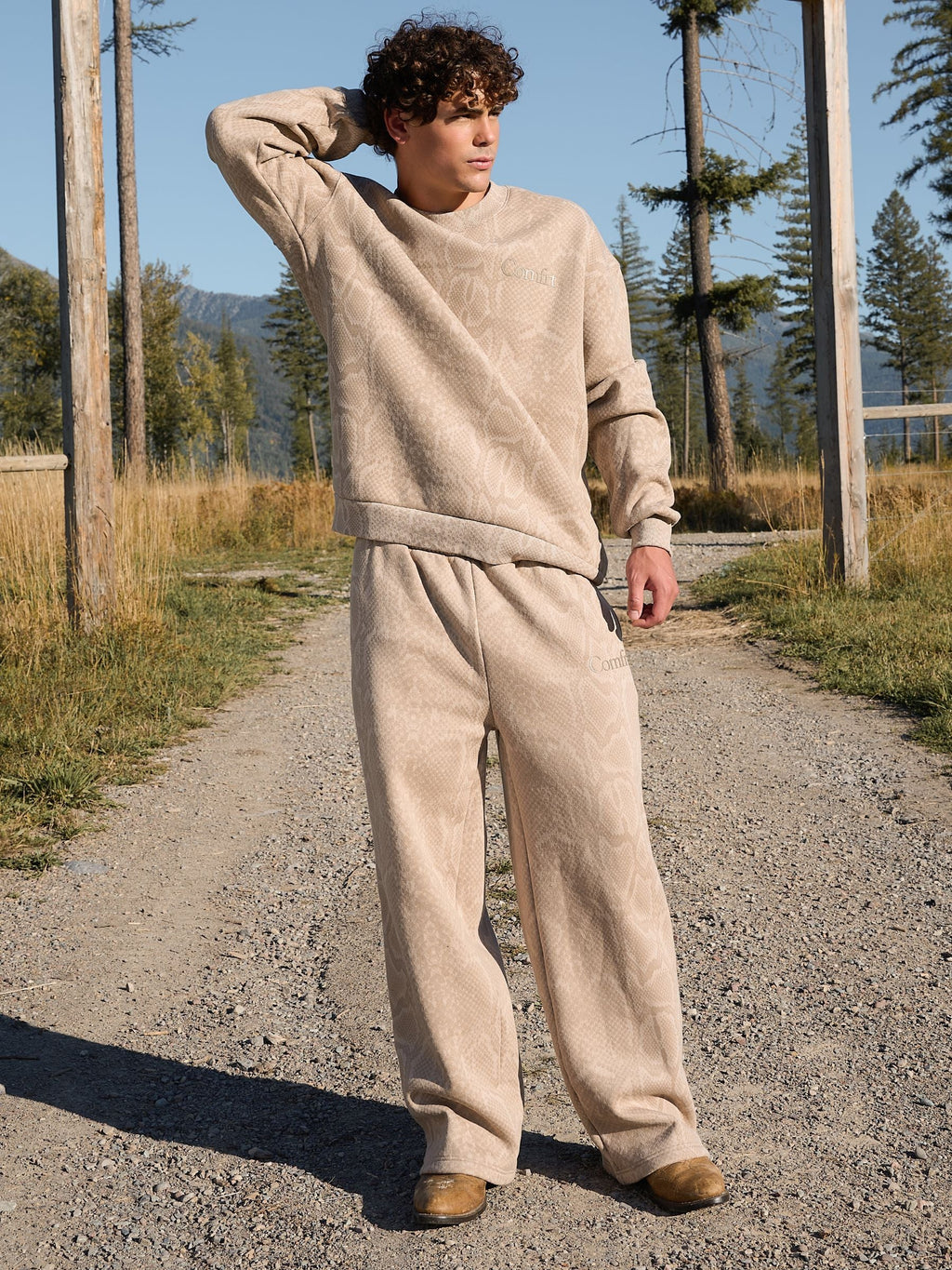 Minimalist Straight Leg Sweatpants