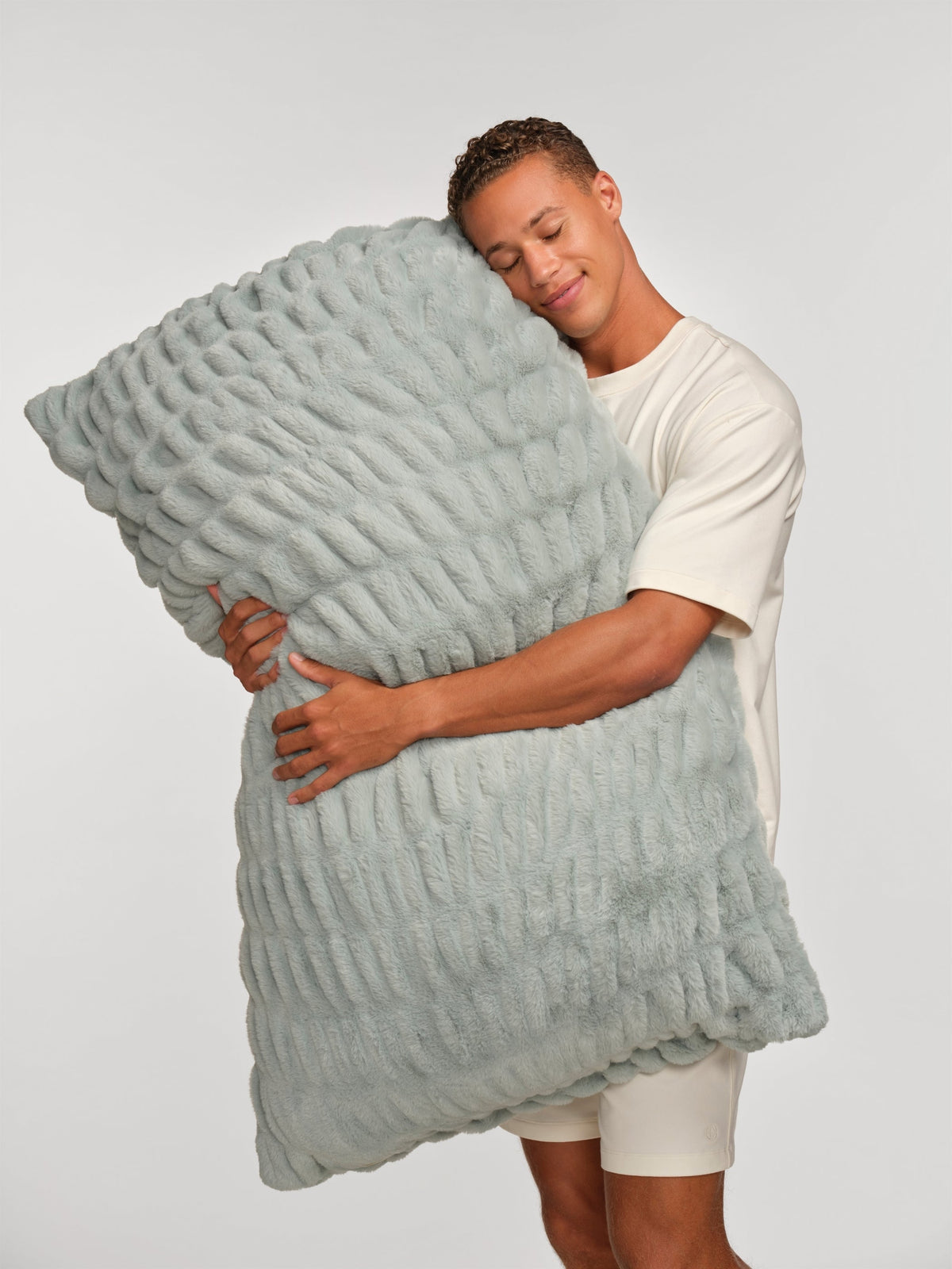 Dreamer Pillow XL - Pre Order
