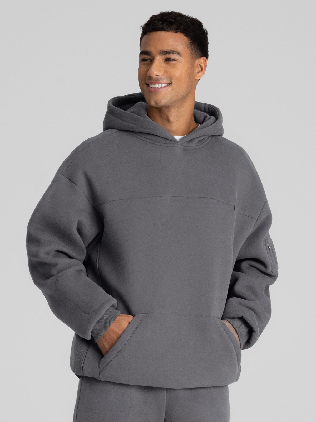 Explorer Travel Hoodie – Mega