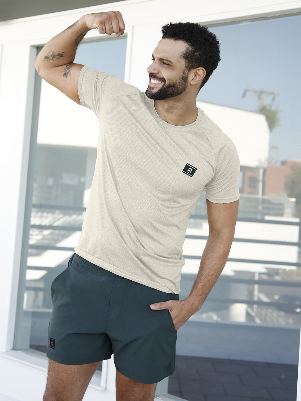 BARRY'S BONE LIFT TEE