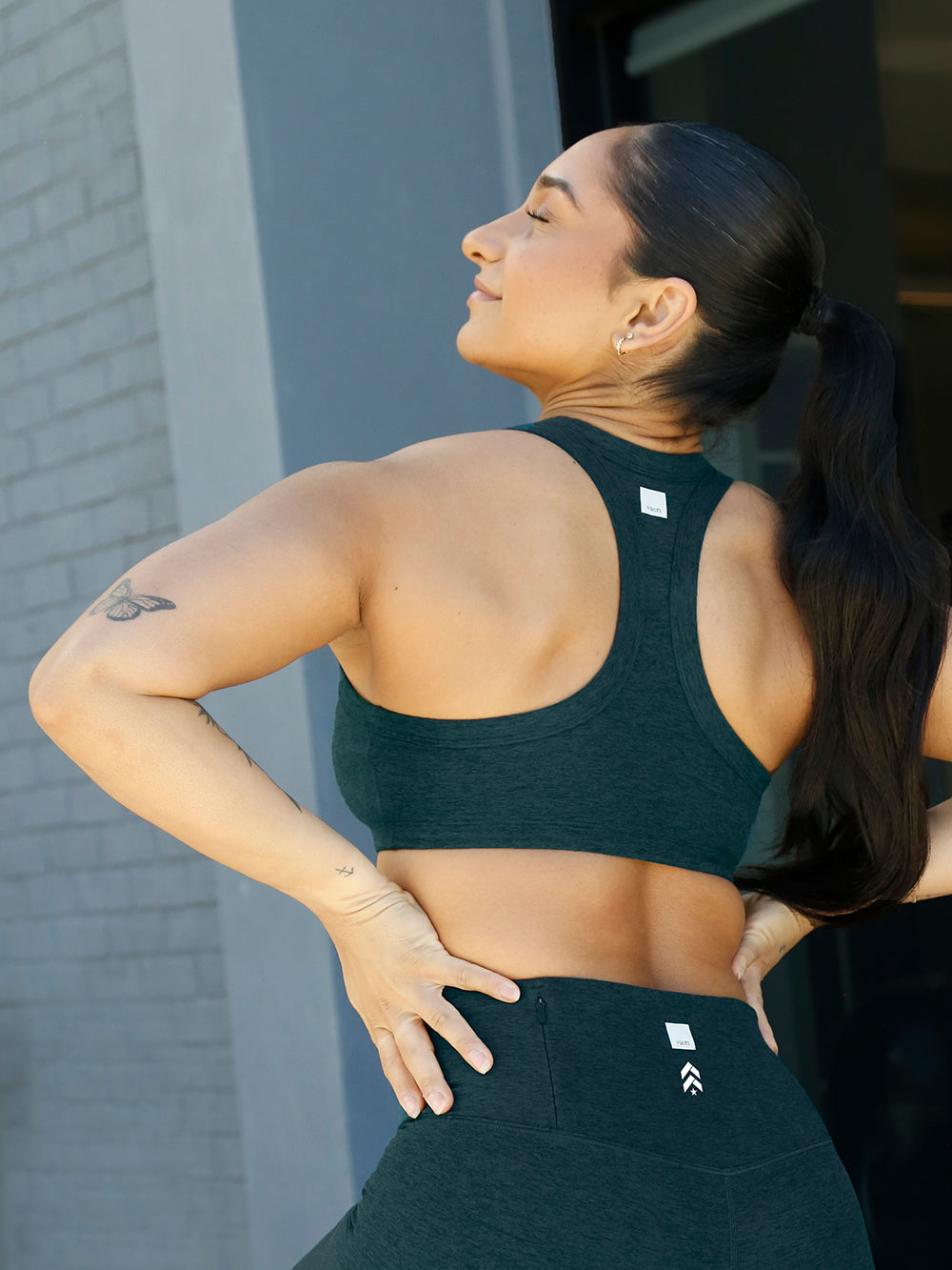 VUORI MOSS HEATHER ELEVATION RACER BRA
