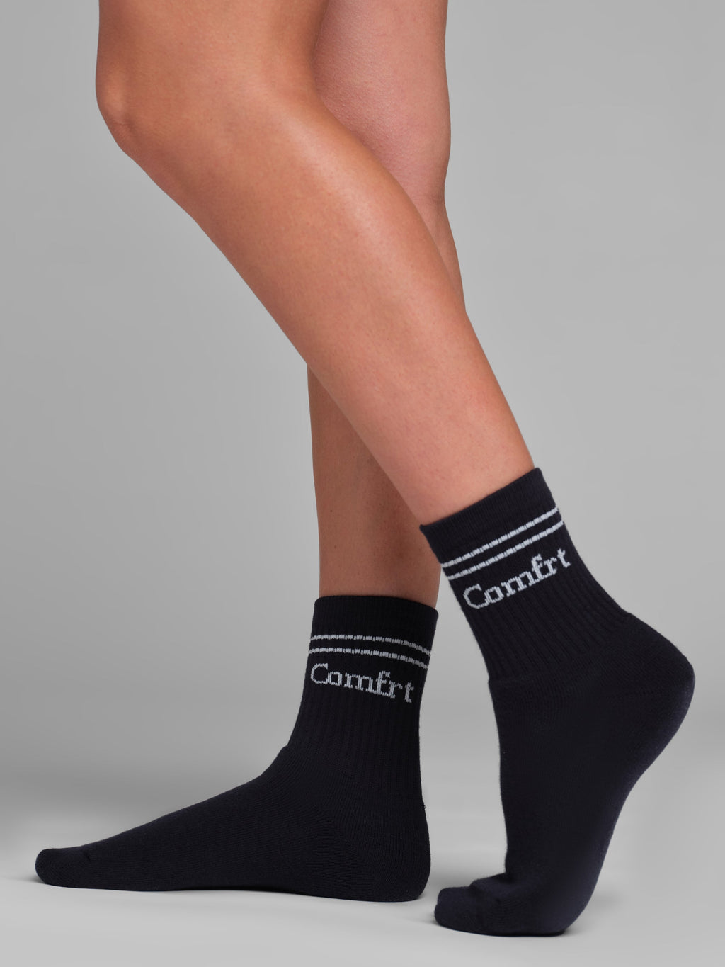 Stripe Trim Ankle Socks