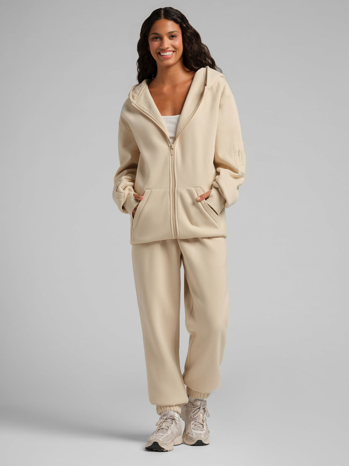 Explorer Travel Zip Hoodie – Mega