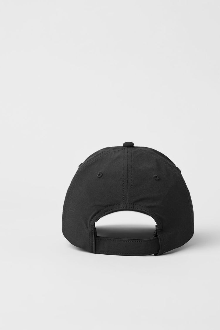 Gorra fuera de servicio - Negra/Negra