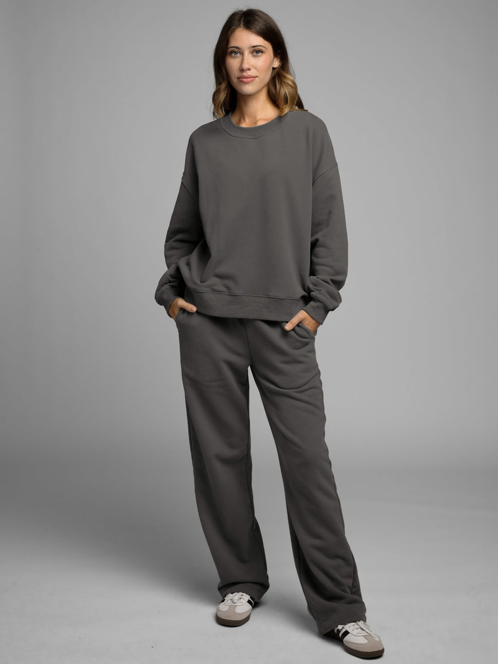 Halo Lightweight Crop Crew - Pre Order