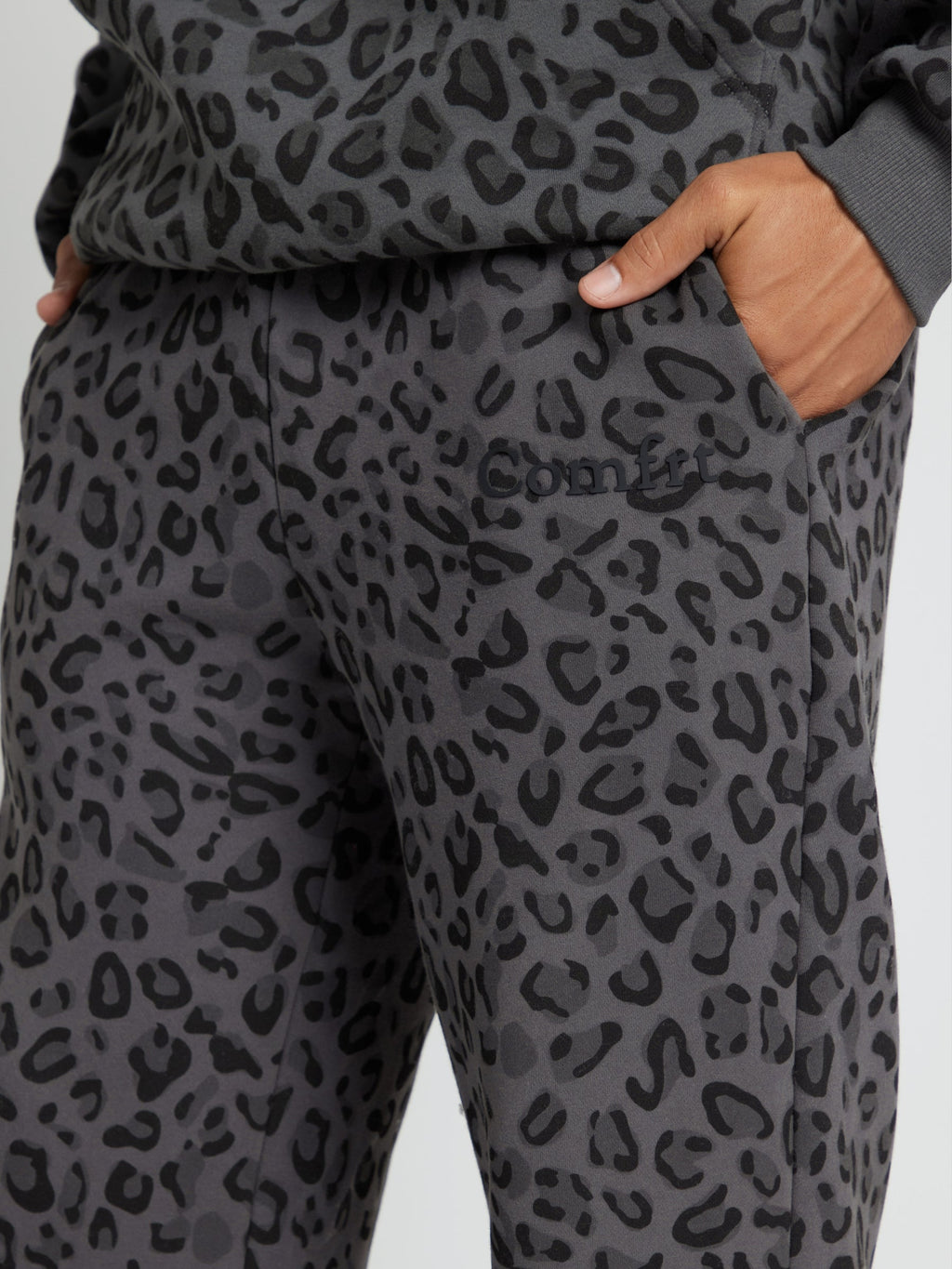 Minimalist Straight Leg Sweatpants