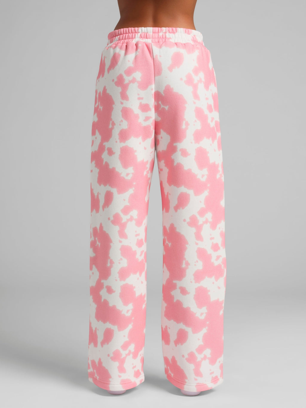Minimalist Straight Leg Sweatpants – Short