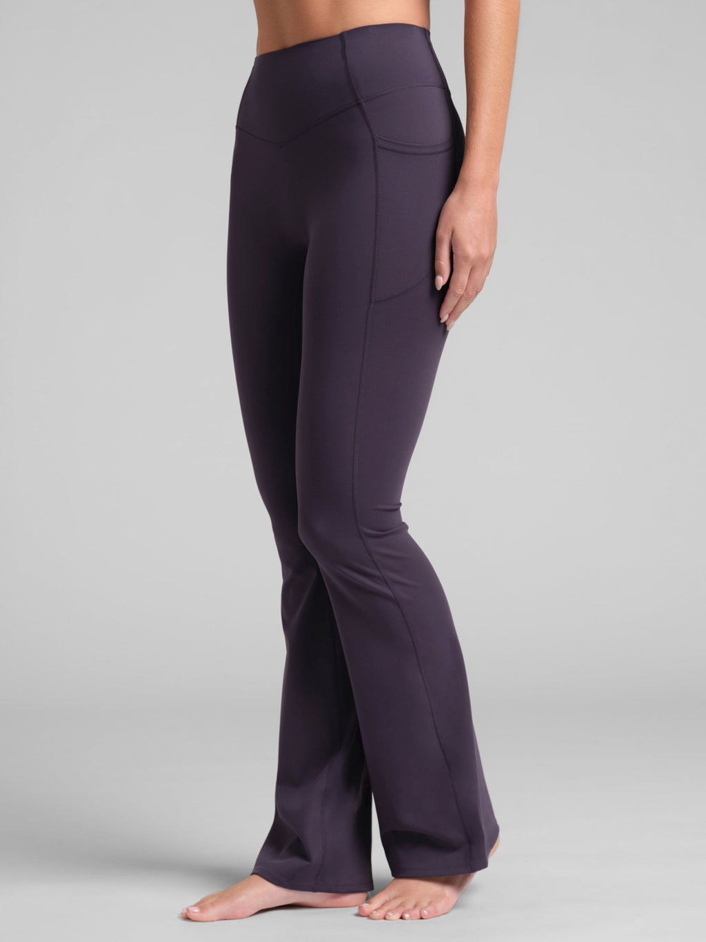ComfrtCore™ 2.0 Sculpt High-Waist Flare Legging