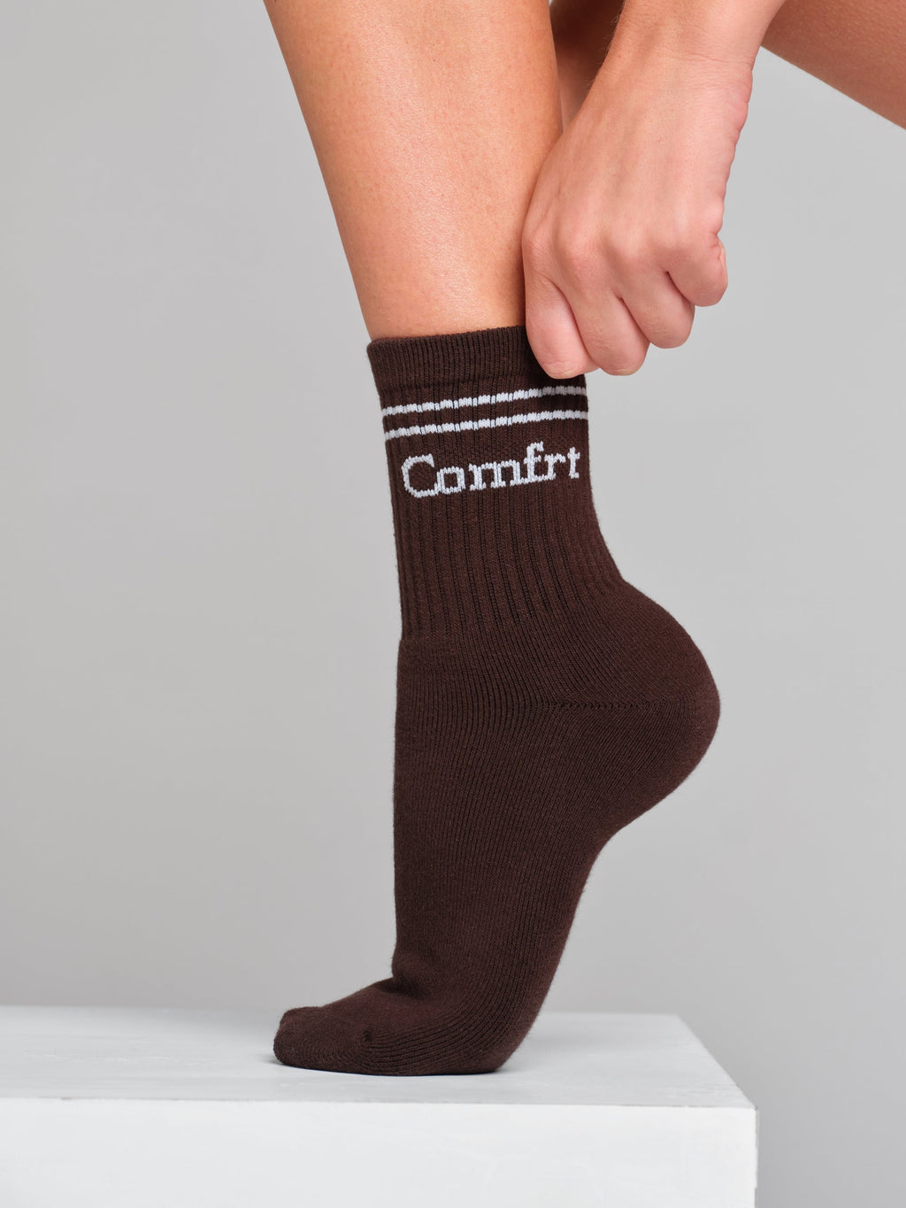 Stripe Trim Ankle Socks