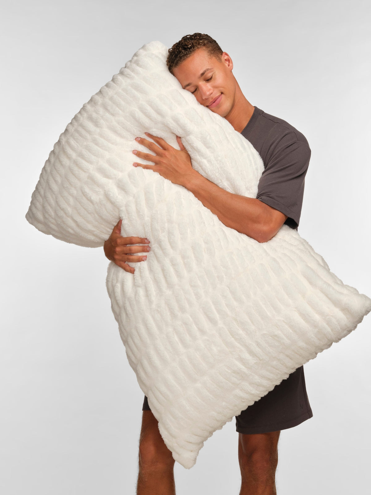 Dreamer Pillow XL - Pre Order