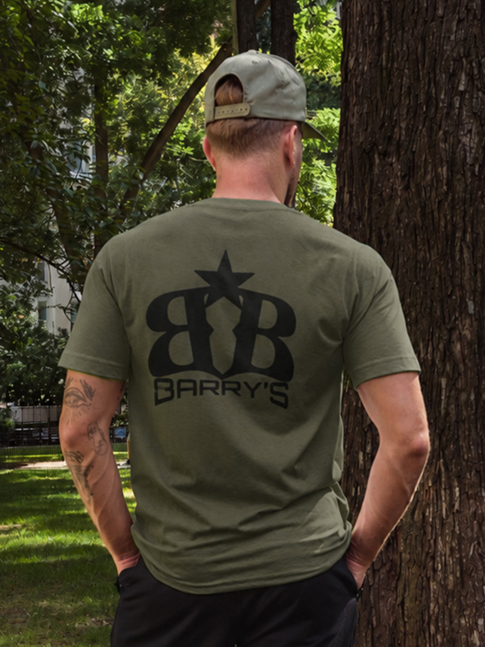BARRY'S ARMY GREEN SPRINT TEE