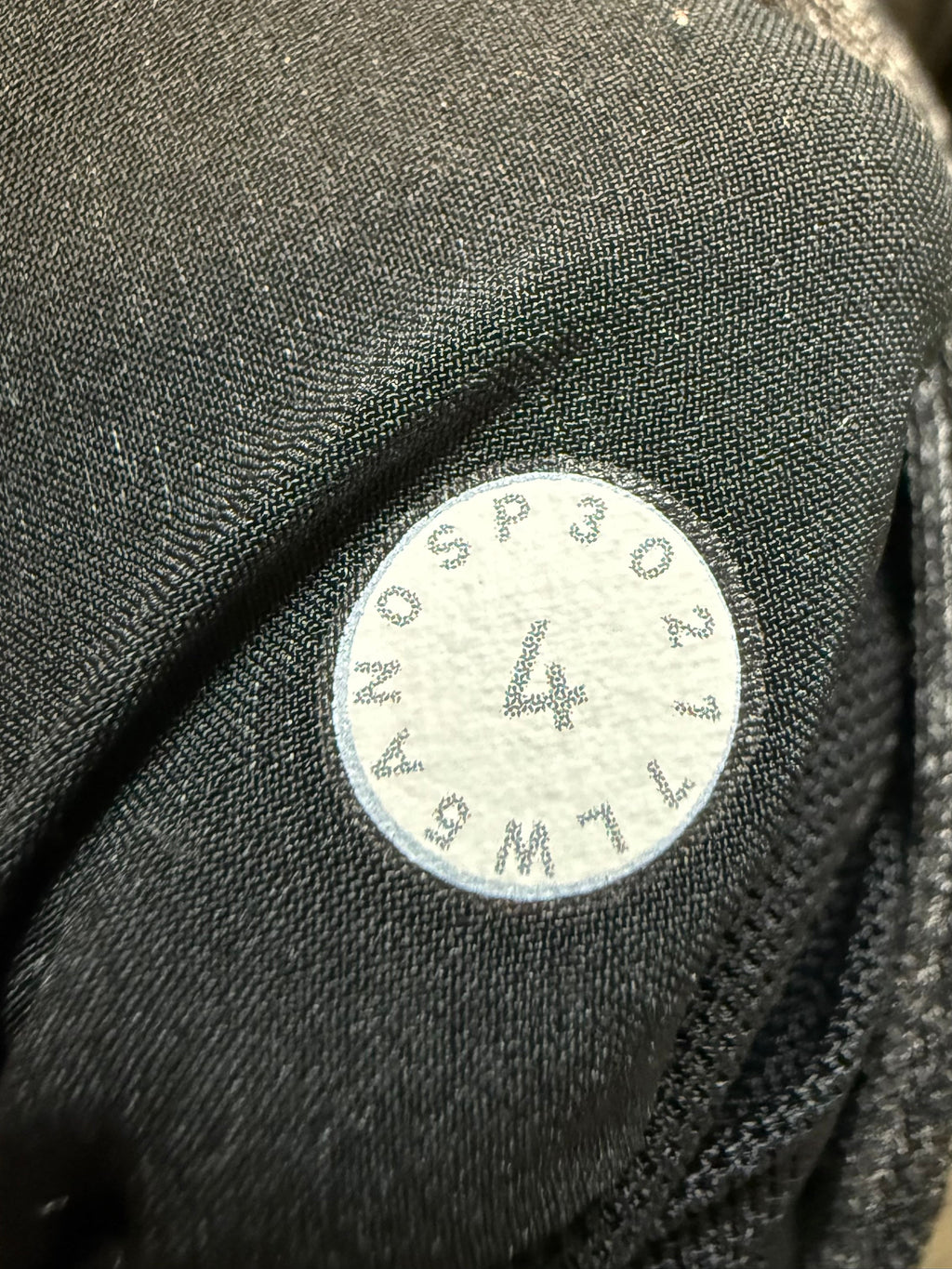 Lululemon On The Fly MR Pant 28” (4)