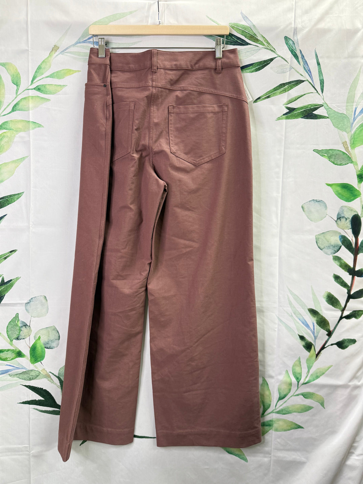 Lululemon City Sleek 5 Pocket Wide Leg HR Pant 31” (32)