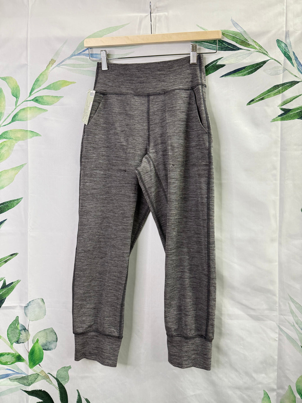 Lululemon Align HR Crop Jogger 23” (4)