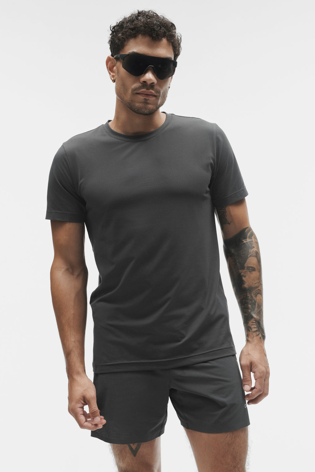 Conquer Reform Crewneck Short Sleeve - Anthracite