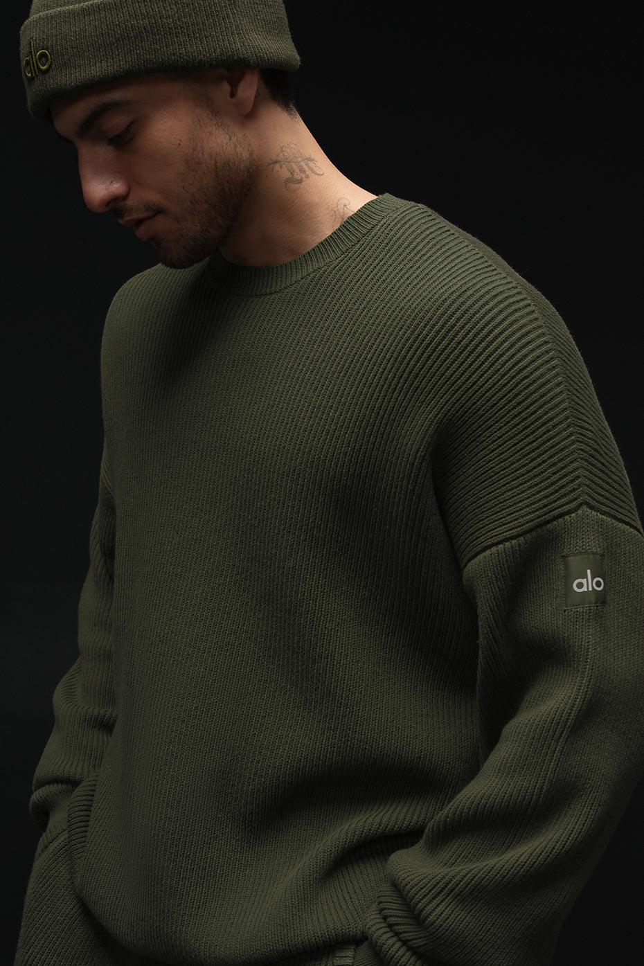 Domain Rib Knit Crew Sweater - Green Olive