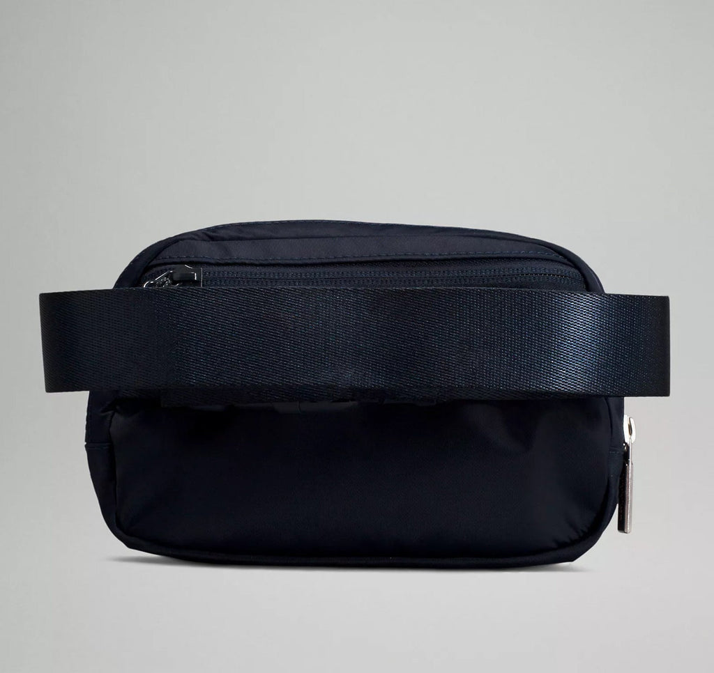 Sigma Delta Tau lululemon Everywhere Belt Bag - True Navy