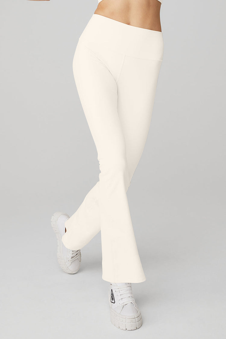 Leggings de tiro alto con corte acampanado 7/8 con diseño aerógrafo - Taupe