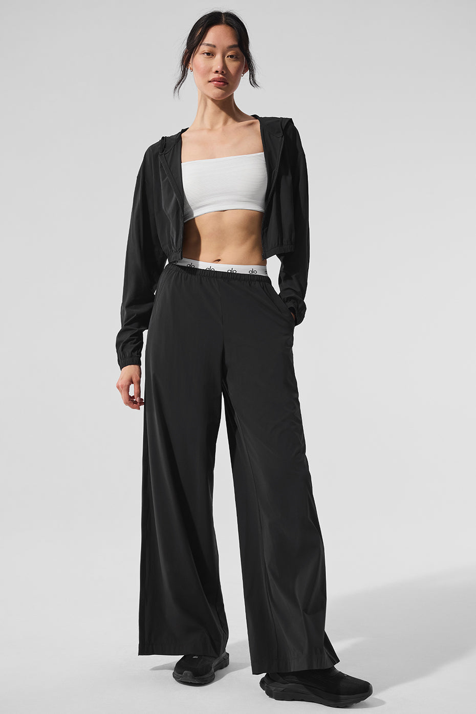 AloBreezy Wide Leg Pant (Long) - Black