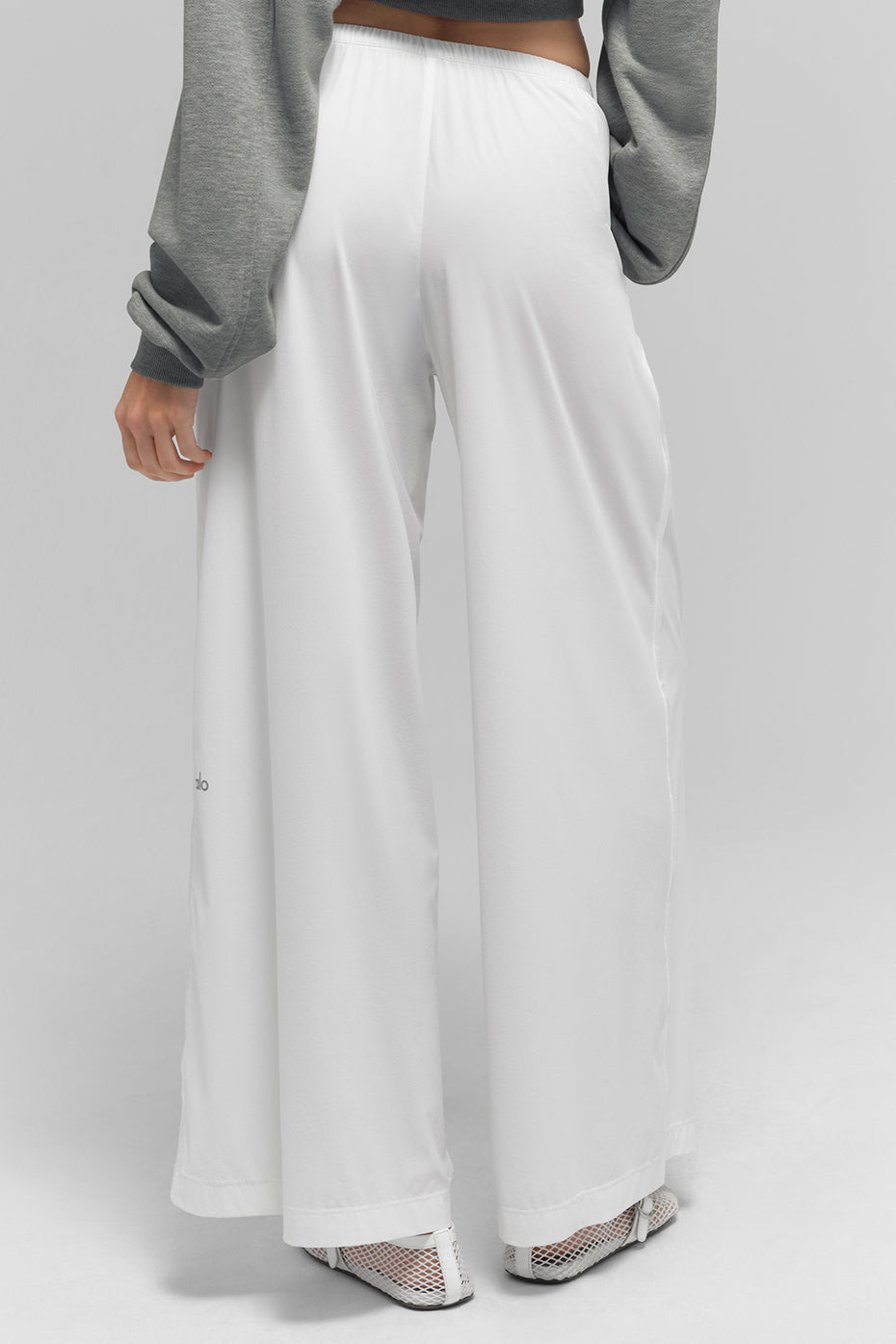 AloBreezy Wide Leg Pant (Regular) - White