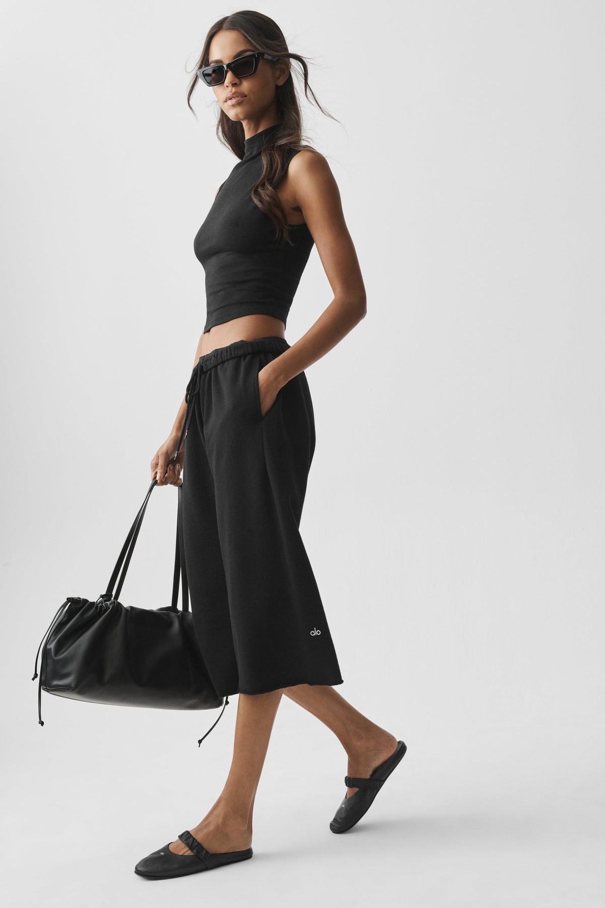 Chill Cutoff Sweatpant - Black