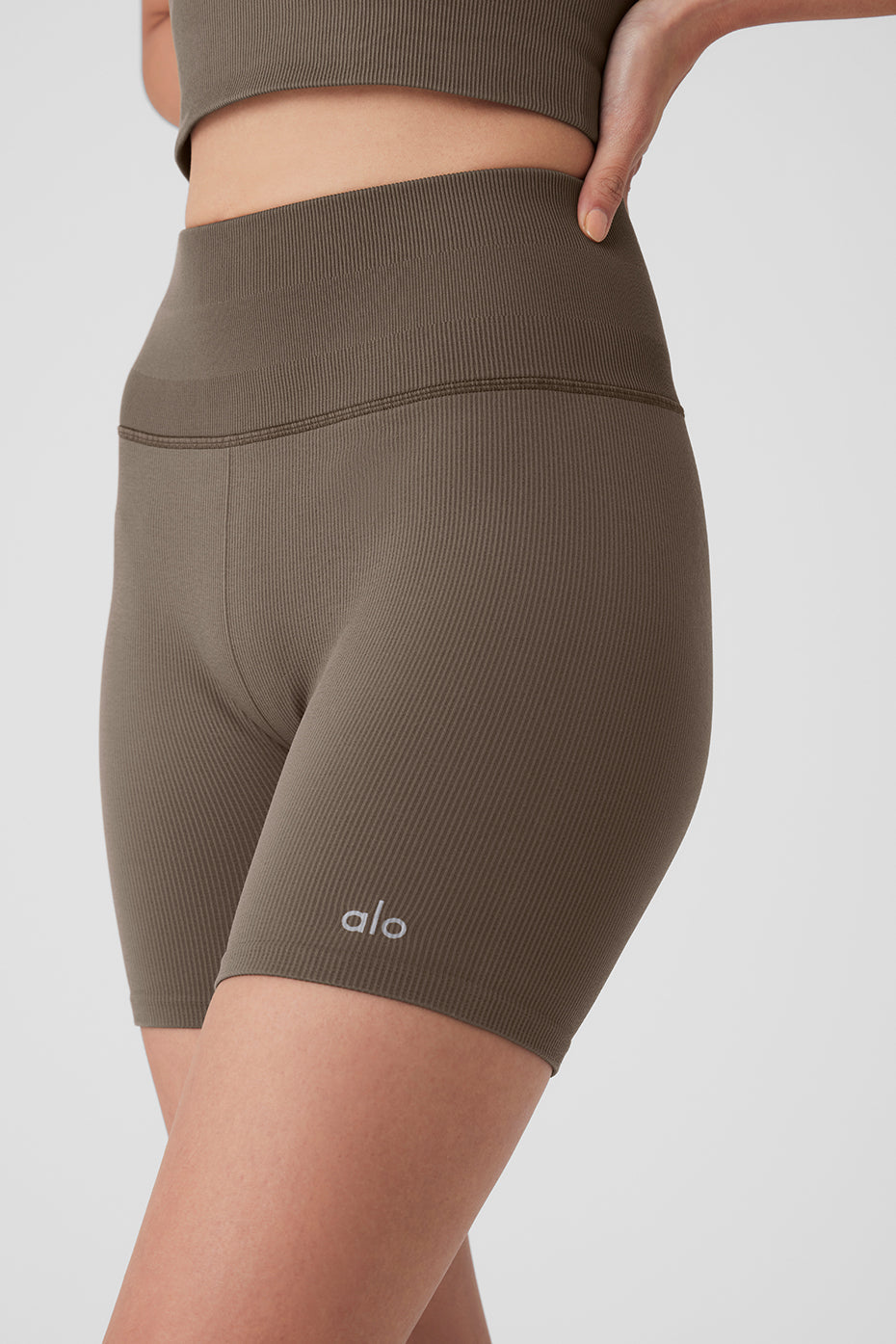5" Seamless Ribbed Favorite Short - Olive Tree