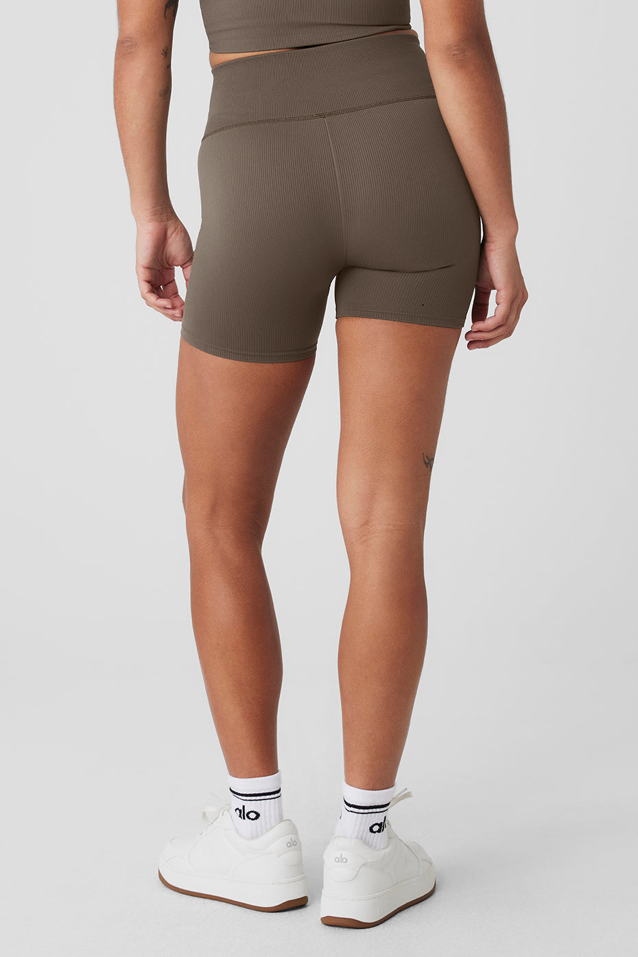 5" Seamless Ribbed Favorite Short - Olive Tree