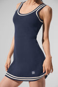 Vestido de punto tipo suéter del club de tenis