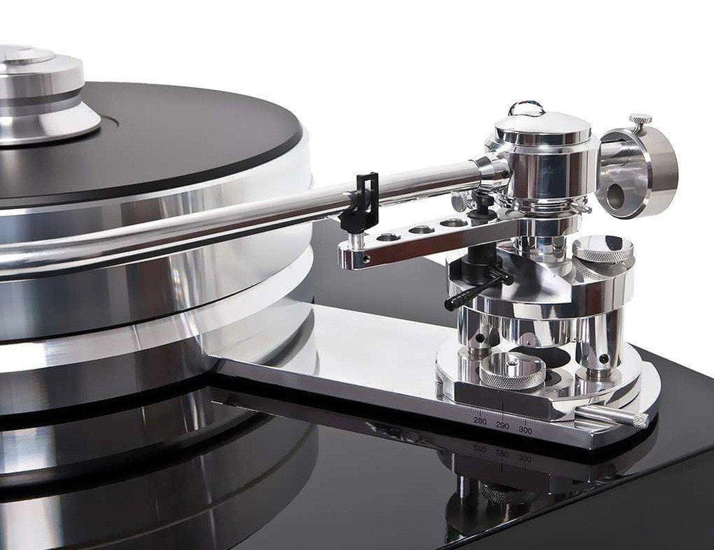ProJect Signature 10 Turntable with Ortofon Cadenza Black Cartridge