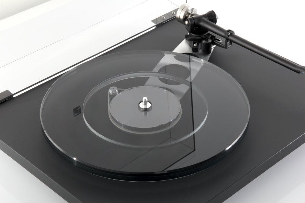 Rega Planar 6 Turntable with Optional Cartridges